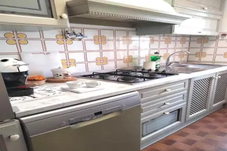 Casale Acacie con piscina privata, Ferme à Fano avec piscine et vue sur mer - Photo 14