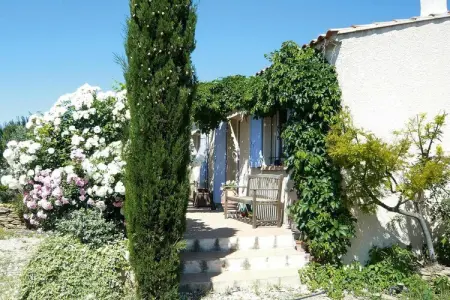 Ferienhaus in Vernègues, Maison Confort Piscine Vernègues - Photo 13