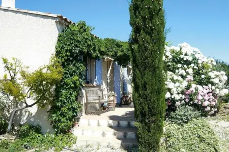 Ferienhaus in Vernègues, Maison Confort Piscine Vernègues - Photo 14