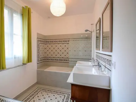Château exceptionnel avec piscine privée, spa & WiFi - Photo 21