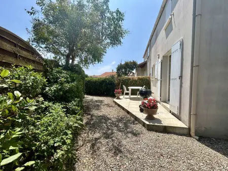 Maison proche plage à La Cotinière avec jardin et parking - Photo 15