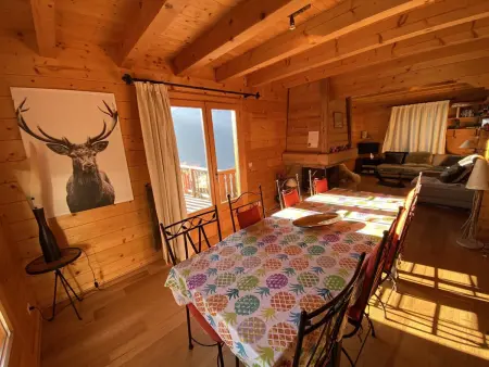 Chalet 3 chambres 8 pers avec cheminée et parking à 1000m des pistes - Photo 2