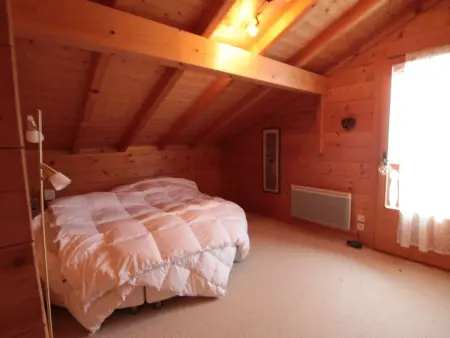 Chalet 3 chambres 8 pers avec cheminée et parking à 1000m des pistes - Photo 10