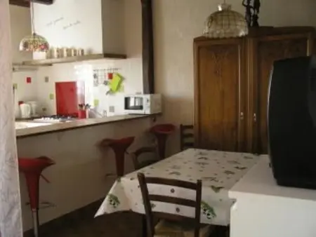 Gîte Champêtre avec Piscine Chauffée, Cheminée, et Terrasse en Plein Sud - Photo 9