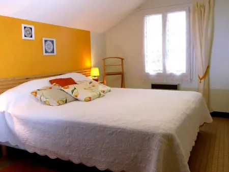Gîte calme avec piscine chauffée, cheminée, salle de jeux et vélos - parfait pour familles et amis - Photo 5