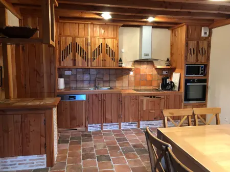 Gîte familial restauré en pleine nature avec terrasse, proche forêt, idéal pour groupes et PMR - Photo 7