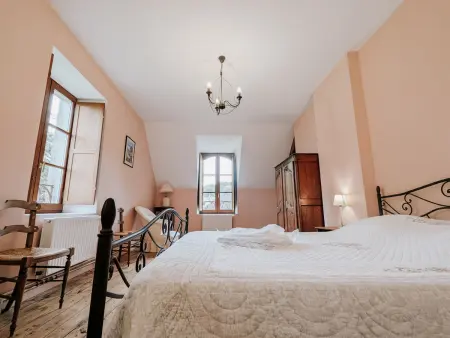 Gîte cosy en Berry avec jardin et parking, proche de Châteauroux, pour 10 personnes - Photo 4