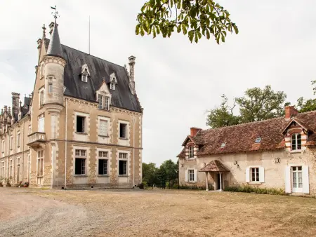 Gîte cosy en Berry avec jardin et parking, proche de Châteauroux, pour 10 personnes - Photo 5