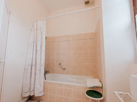 Gîte cosy en Berry avec jardin et parking, proche de Châteauroux, pour 10 personnes - Photo 8