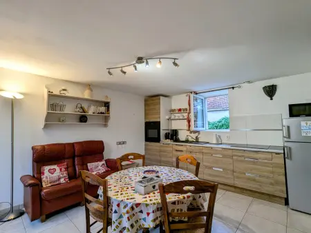 Évasion nature en Brenne : maison avec jardin, activités et économie près de Châteauroux - Photo 1