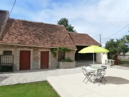 Évasion nature en Brenne : maison avec jardin, activités et économie près de Châteauroux - Photo 3