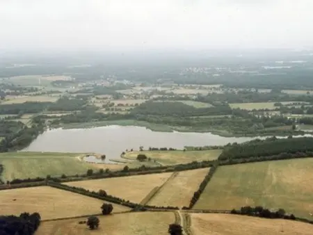 Évasion nature en Brenne : maison avec jardin, activités et économie près de Châteauroux - Photo 13