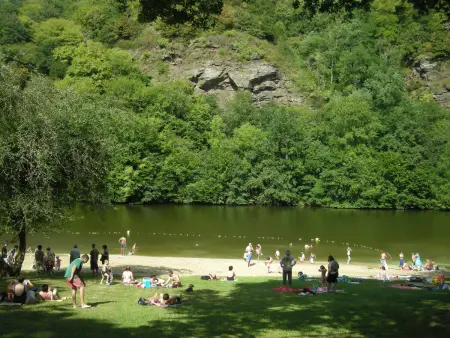 Maison de charme avec piscine, proche de la Creuse et attractions touristiques - Photo 12
