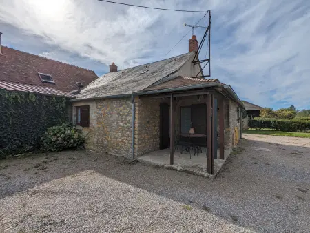 Gîte familial près de Nohant avec jardin, cheminée, garage et WIFI gratuit - Photo 6