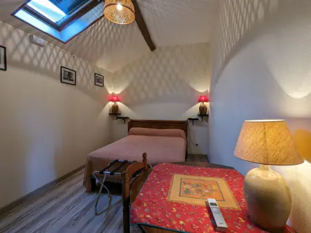Gîte familial près de Nohant avec jardin, cheminée, garage et WIFI gratuit - Photo 11