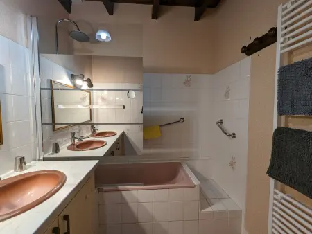 Gîte familial près de Nohant avec jardin, cheminée, garage et WIFI gratuit - Photo 20