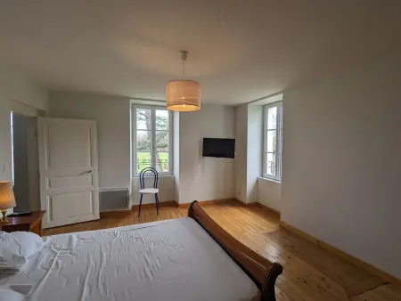 Maison de maître au cœur du Berry avec étang privé, grand jardin et vaste propriété - Photo 8