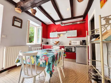 Charmant Gîte en Berry avec Cheminée, Près de La Châtre, Golf et Activités Œnature - Photo 10