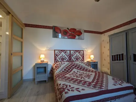 Belle maison en pierre au cœur du Berry avec jardin, terrasse, et activités familiales à proximité - Photo 11