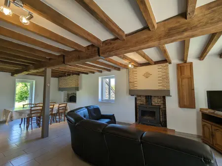 Grande ferme rénovée avec jardin et loisirs à proximité - Photo 27