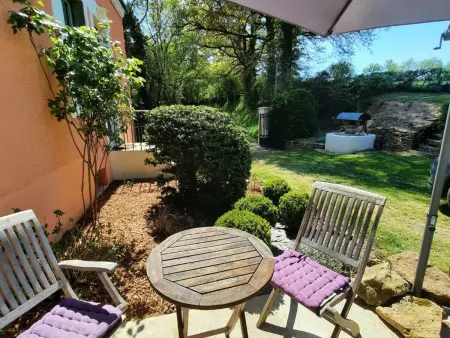 Maison indépendante avec grand jardin, terrasse, plan d'eau sécurisé et salle de jeux près du lac d'Éguzon - Photo 14