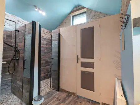 Maison avec jardin, piscine chauffée et baignade à proximité - Le Menoux - Photo 11