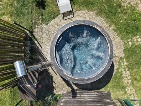 Maison avec jardin, piscine chauffée et baignade à proximité - Le Menoux - Photo 14
