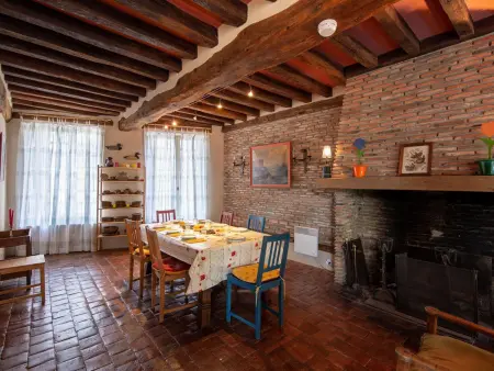 Gîte de charme avec cour et jardin, proche château, cheminée, ping-pong, draps inclus - Photo 2
