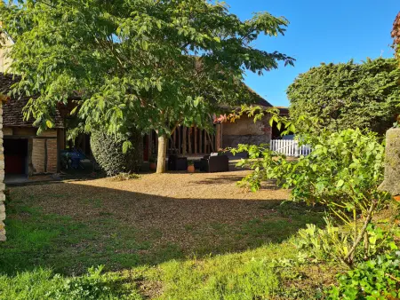 Gîte de charme avec cour et jardin, proche château, cheminée, ping-pong, draps inclus - Photo 23