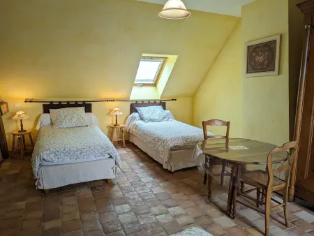 Maison de caractère avec jardin privatif, terrasse, ping-pong – Proche Ferrières et Montargis - Photo 8