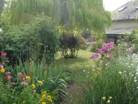 Charmant Gîte au Calme près de Pithiviers avec Jardin et Terrasse - Photo 24