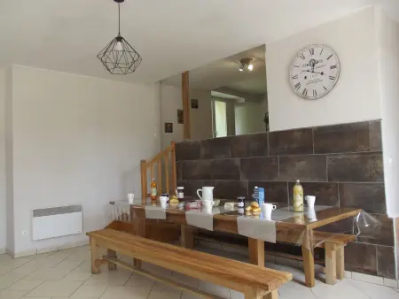 Charmante maison de campagne avec jardin privé, près de Paris et Orléans, idéale pour familles - Photo 2