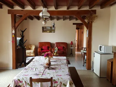 Gîte indépendant avec cour fermée à 1km du village - Photo 13