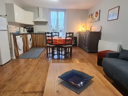 Charmant Gîte au Cœur d'Haraucourt - Proche de Nancy, Jardin Privatif, Wifi, Parking Gratuit - Photo 7
