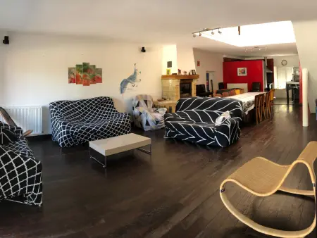 Grand gîte avec piscine, cheminée et terrasse près de Lunéville, idéal pour familles et groupes - Photo 1