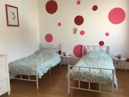 Grand gîte avec piscine, cheminée et terrasse près de Lunéville, idéal pour familles et groupes - Photo 4