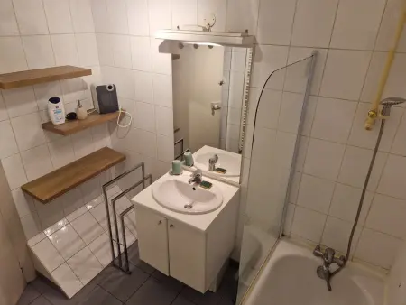 Maison calme avec 3 chambres, proche centre-ville Lunéville & gare, accès facile à Nancy - Photo 11