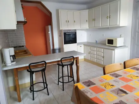 Gîte convivial avec 3 chambres, proche du patrimoine historique, cour et équipements inclus - Photo 3