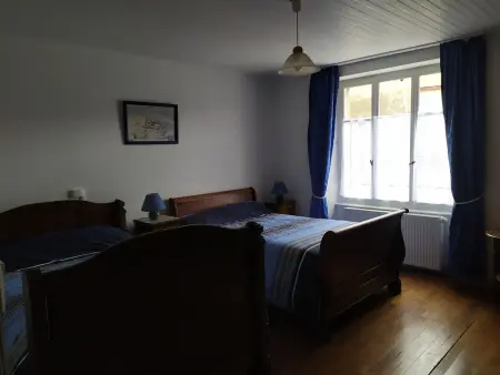Gîte convivial avec 3 chambres, proche du patrimoine historique, cour et équipements inclus - Photo 11
