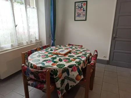 Gîte convivial avec 3 chambres, proche du patrimoine historique, cour et équipements inclus - Photo 25