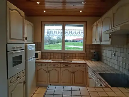Gîte idéal pour cure thermale, proche port de plaisance, terrasse et grand terrain. - Photo 2