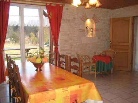 Gîte idéal pour cure thermale, proche port de plaisance, terrasse et grand terrain. - Photo 7