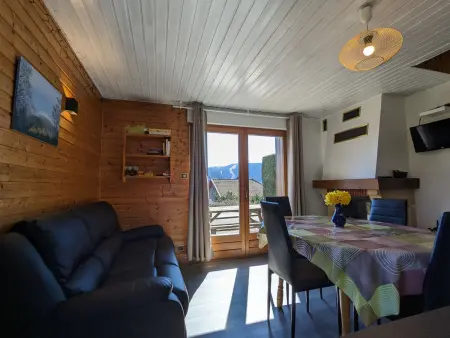 Chalet convivial à Gérardmer avec cheminée, proche du lac et des pistes, idéal famille et rando - Photo 3
