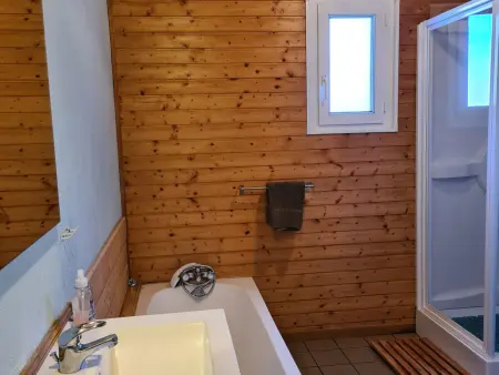 Chalet confortable avec cheminée proche de La Bresse-Hohneck, idéal pour famille et amis. - Photo 17