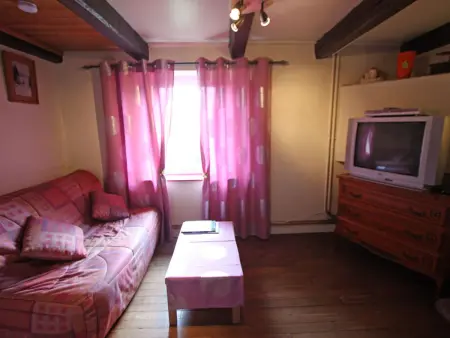 Charmant gîte avec terrasse, WiFi et garage moto à Gérardmer - Photo 9