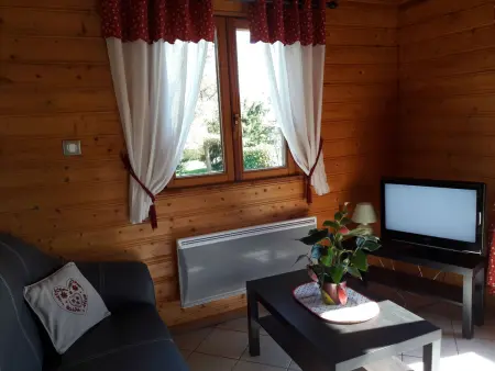 Chalet confort en montagne, près des thermes et circuits de rando, idéal pour famille - Photo 2