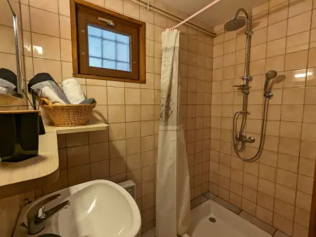 Chalet spacieux à Rochesson, près de Gérardmer, avec garage, cheminée, WIFI et équipements complets - Photo 18