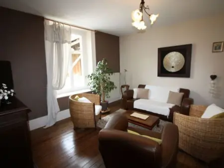 Maison de caractère avec jardin, terrasse et équipements pour grandes familles au Val-d'Ajol - Photo 11