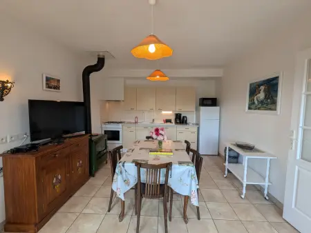Gîte à la montagne avec cheminée, wifi et joli terrain - Photo 7