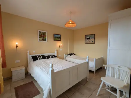 Gîte à la montagne avec cheminée, wifi et joli terrain - Photo 9